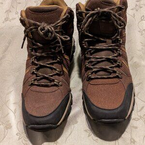 Nautica Men's lace up hiking boots, brown/black faux suede, size 11